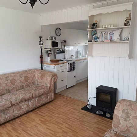 Homely 2 Bed On Popular Sunbeach Holiday Village- 5Min Walk To Beach, Near Great Yarmouth & Norfolk Broads Scratby Eksteriør bilde